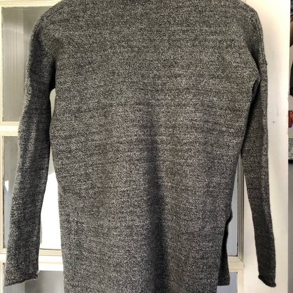 Babaton xs sweater - Picture 3 of 5